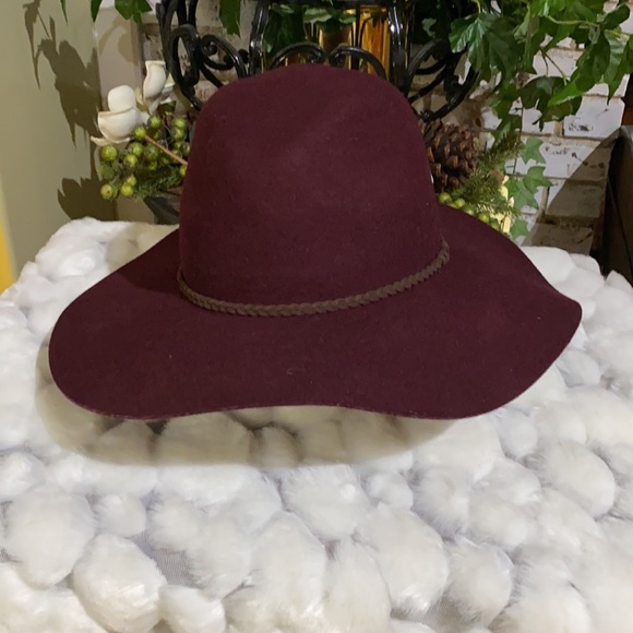 My Only 100% wool hat - Picture 3 of 3